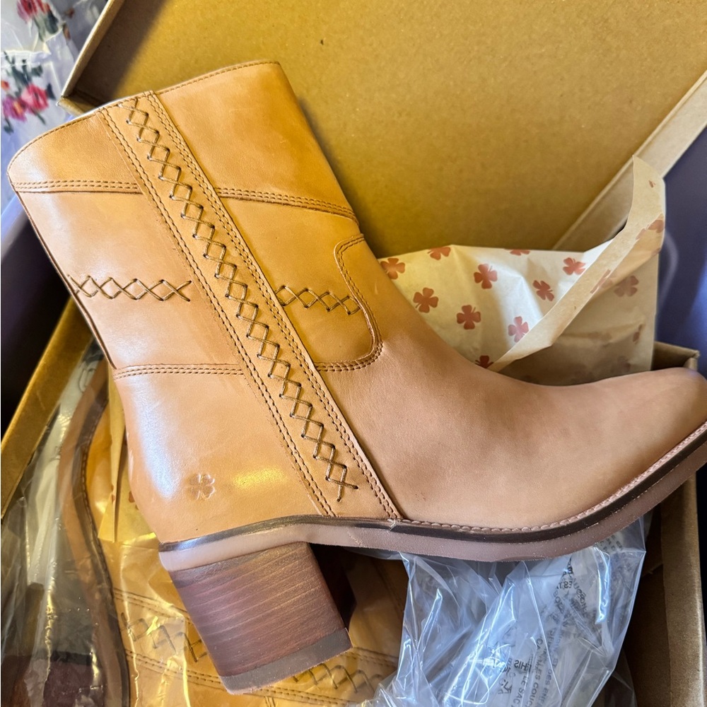 Lucky Brand Milev Tan Leather cowboy Ankle Boots